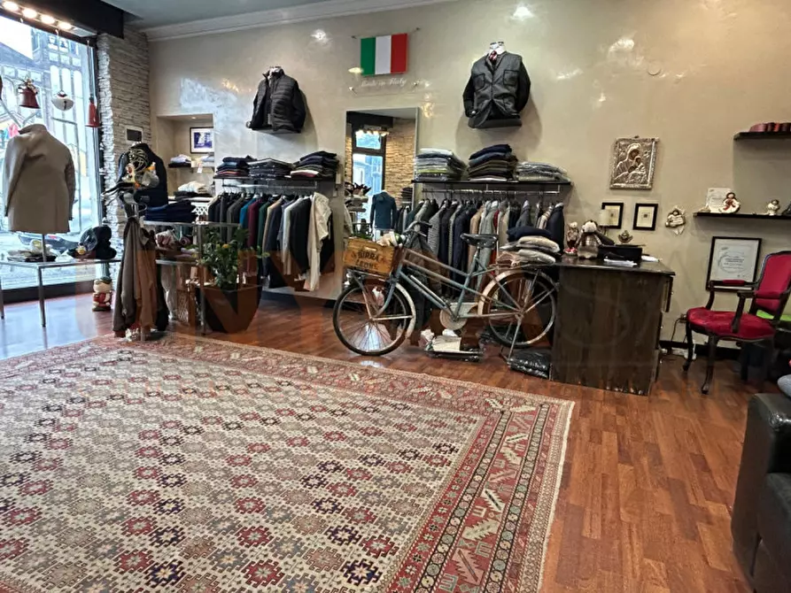 Immagine 3 di Attività commerciale in vendita  in Via dei Colli a Padova