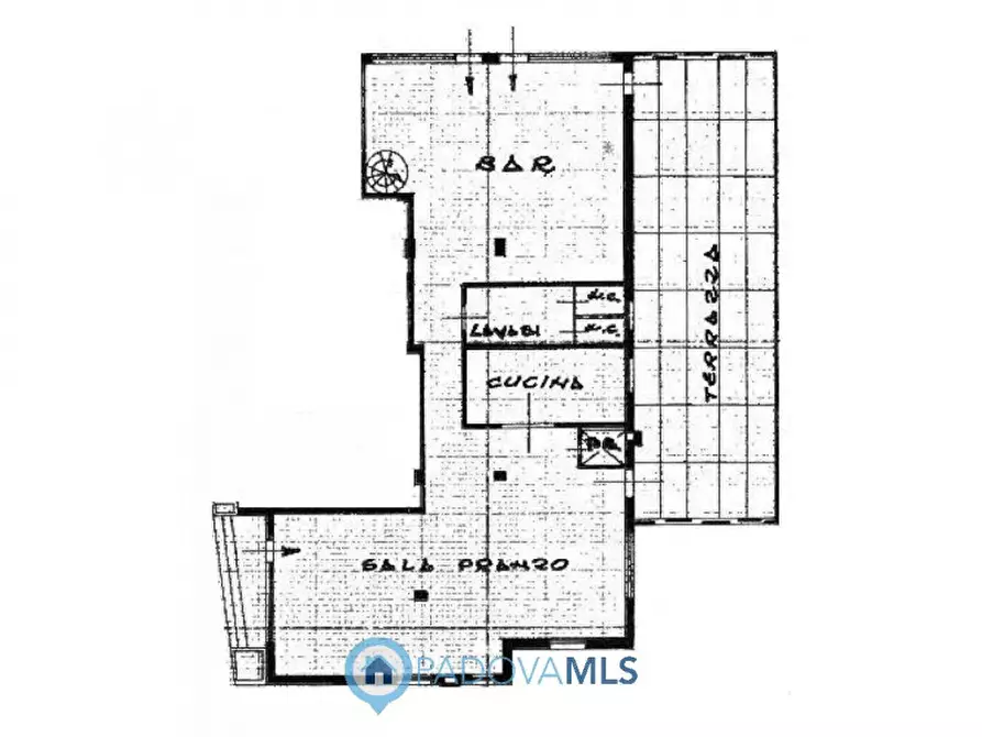 Immagine 16 di Attività commerciale in vendita  a Padova