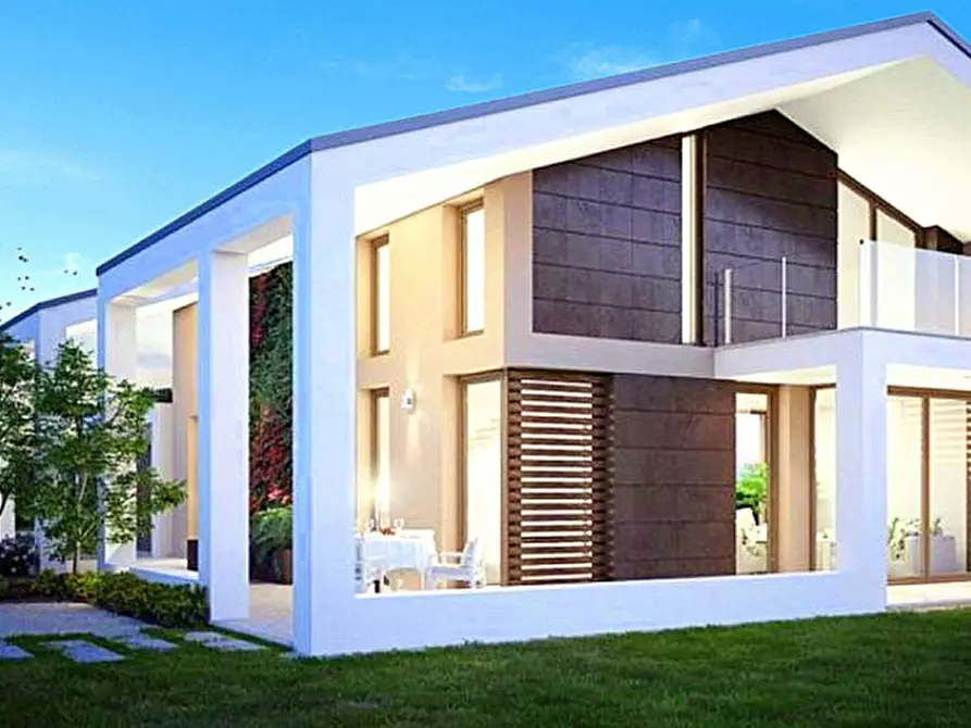 Immagine 1 di Villa in vendita  in Via Facciolati a Padova