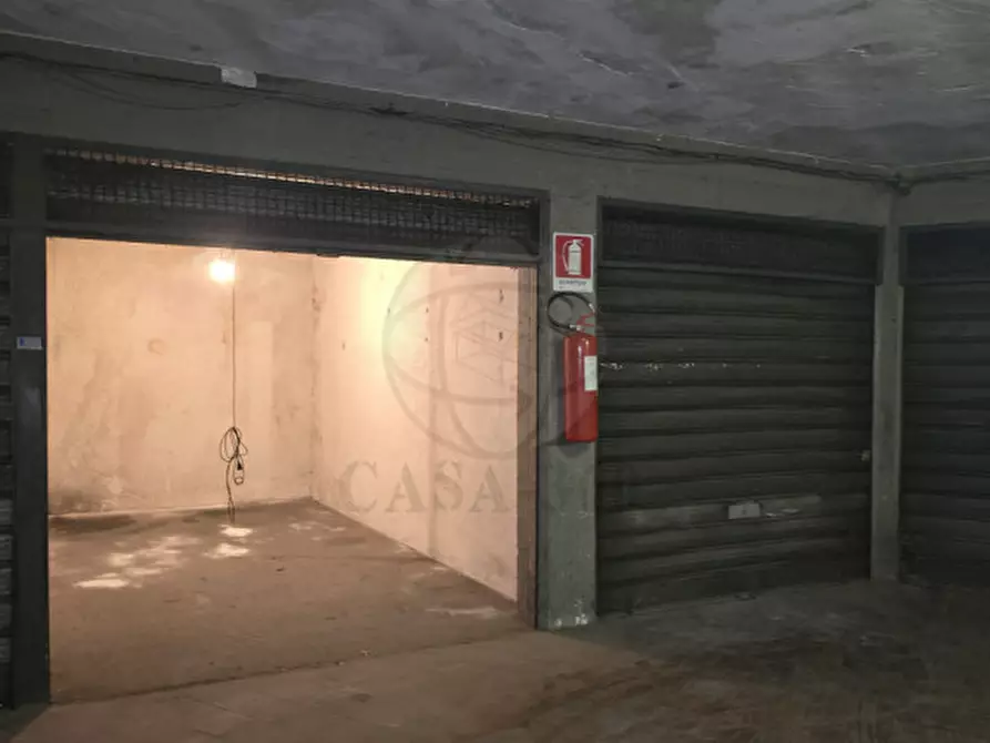 Immagine 4 di Garage in vendita  in Via Venti Settembre a Terni