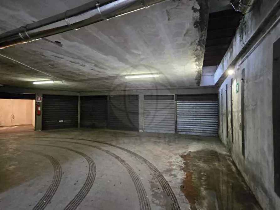 Immagine 7 di Garage in vendita  in Via Venti Settembre a Terni