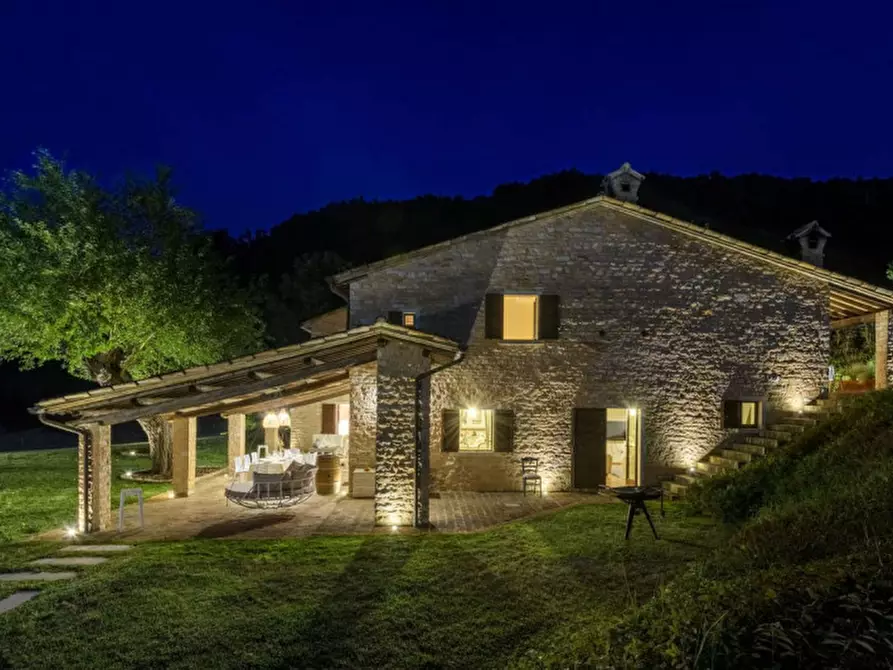 Immagine 12 di Rustico / casale in vendita  in strada Valubbio a Acqualagna