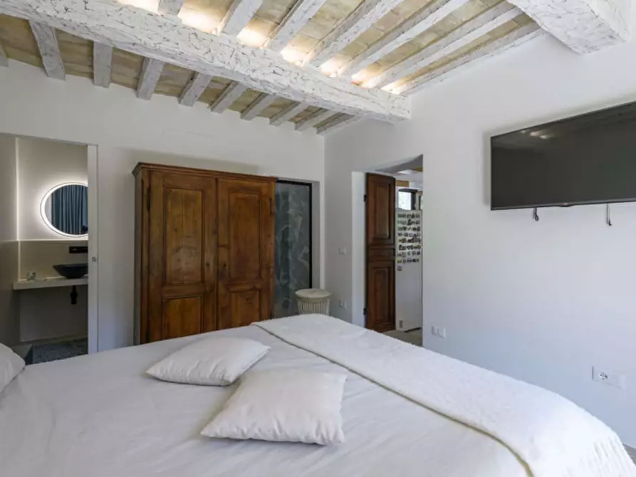 Immagine 20 di Rustico / casale in vendita  in strada Valubbio a Acqualagna