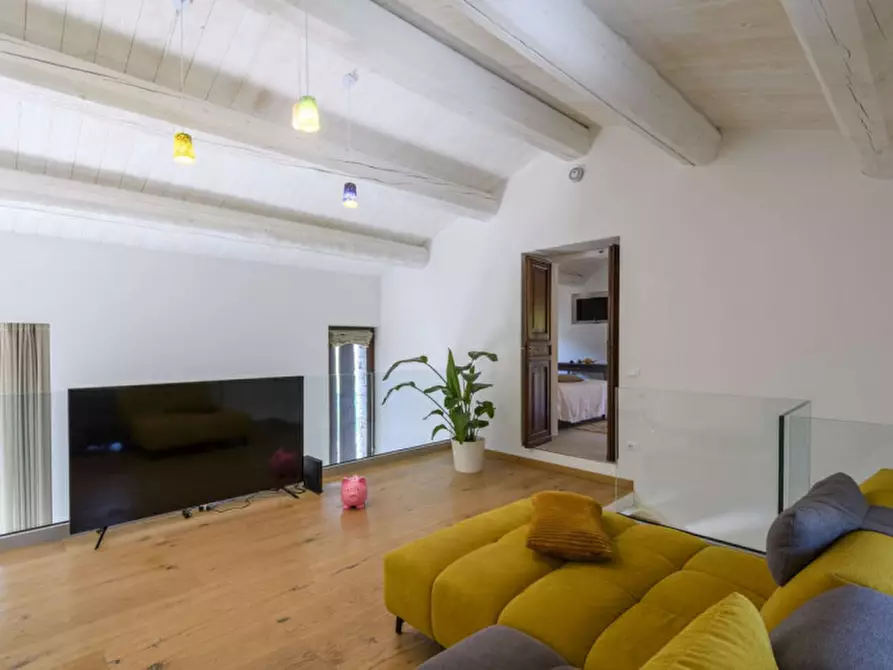 Immagine 27 di Rustico / casale in vendita  in strada Valubbio a Acqualagna