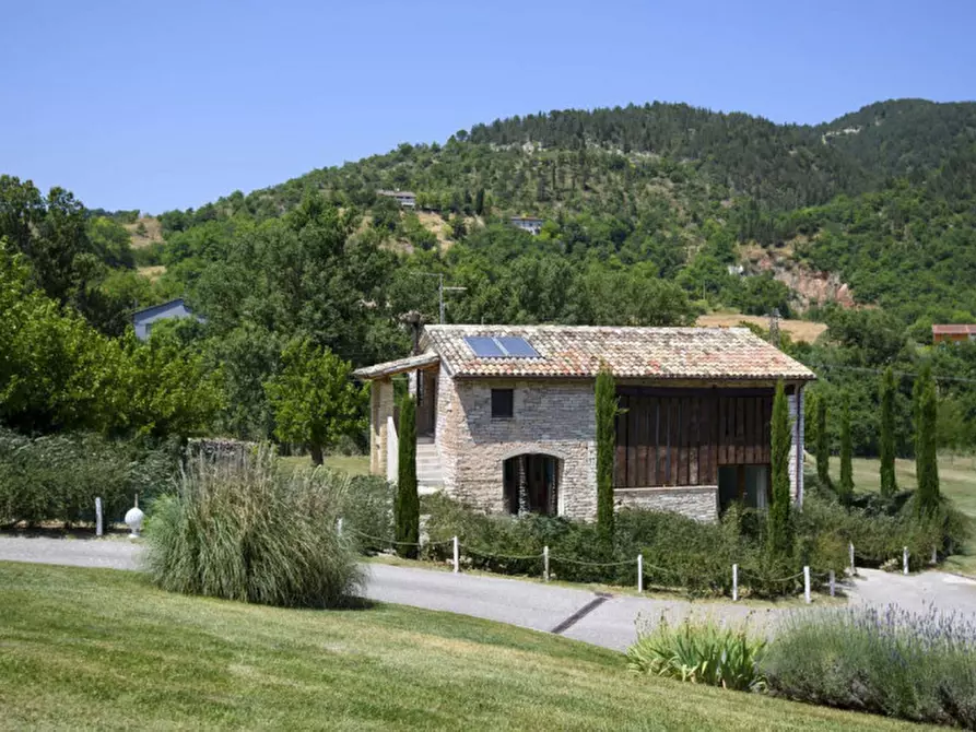 Immagine 29 di Rustico / casale in vendita  in strada Valubbio a Acqualagna