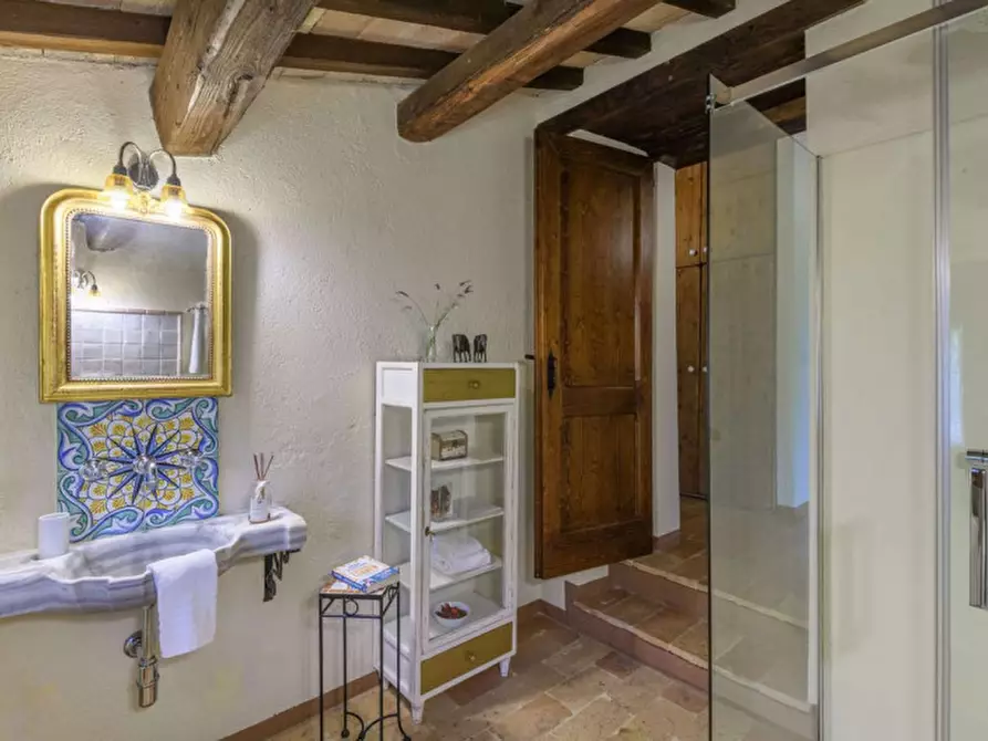 Immagine 34 di Rustico / casale in vendita  in strada Valubbio a Acqualagna