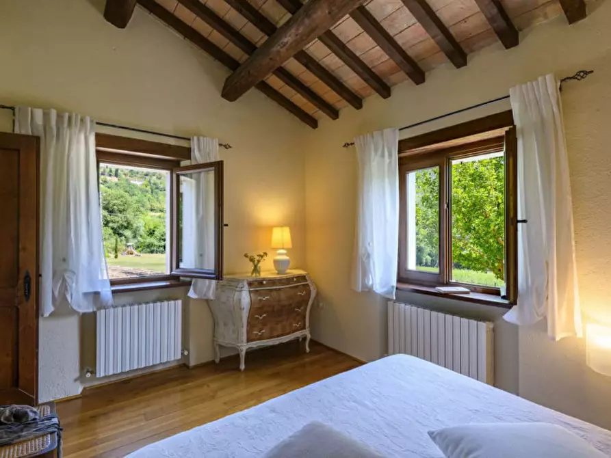 Immagine 39 di Rustico / casale in vendita  in strada Valubbio a Acqualagna