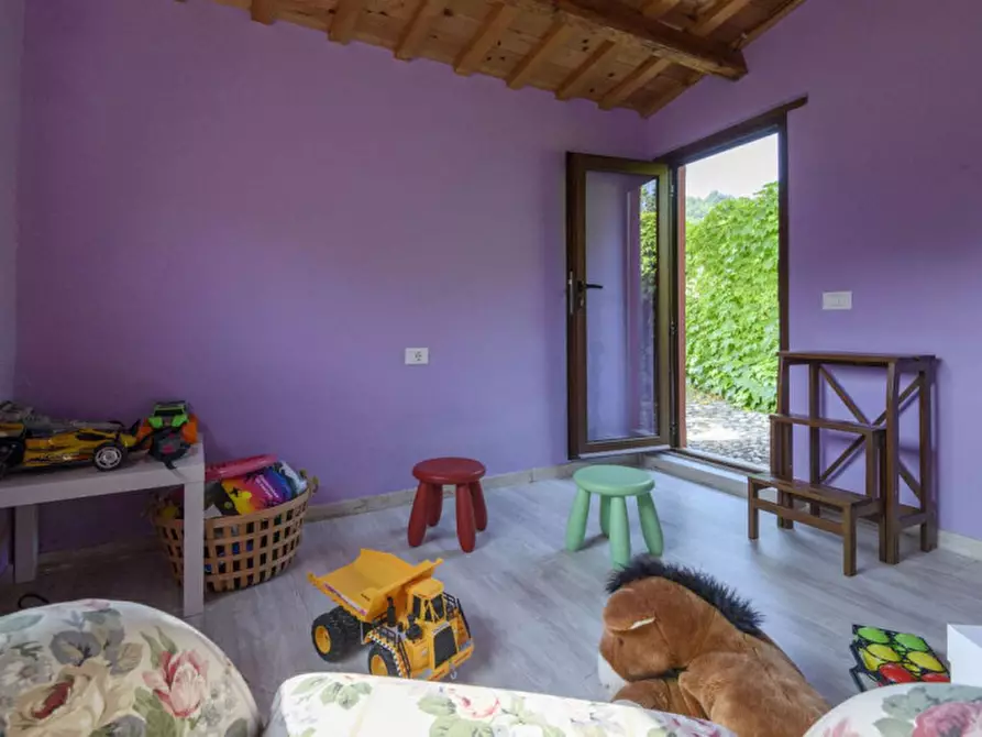 Immagine 44 di Rustico / casale in vendita  in strada Valubbio a Acqualagna