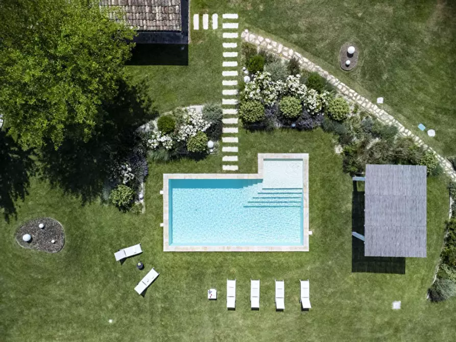 Immagine 51 di Rustico / casale in vendita  in strada Valubbio a Acqualagna