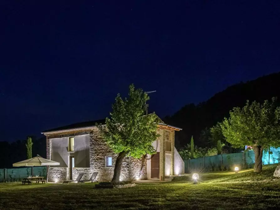 Immagine 59 di Rustico / casale in vendita  in strada Valubbio a Acqualagna