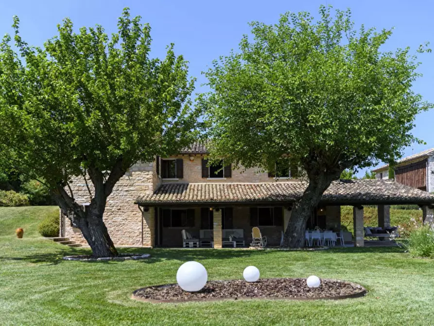 Immagine 60 di Rustico / casale in vendita  in strada Valubbio a Acqualagna