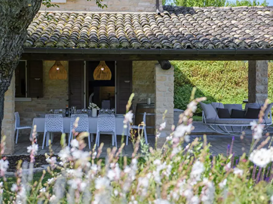 Immagine 63 di Rustico / casale in vendita  in strada Valubbio a Acqualagna