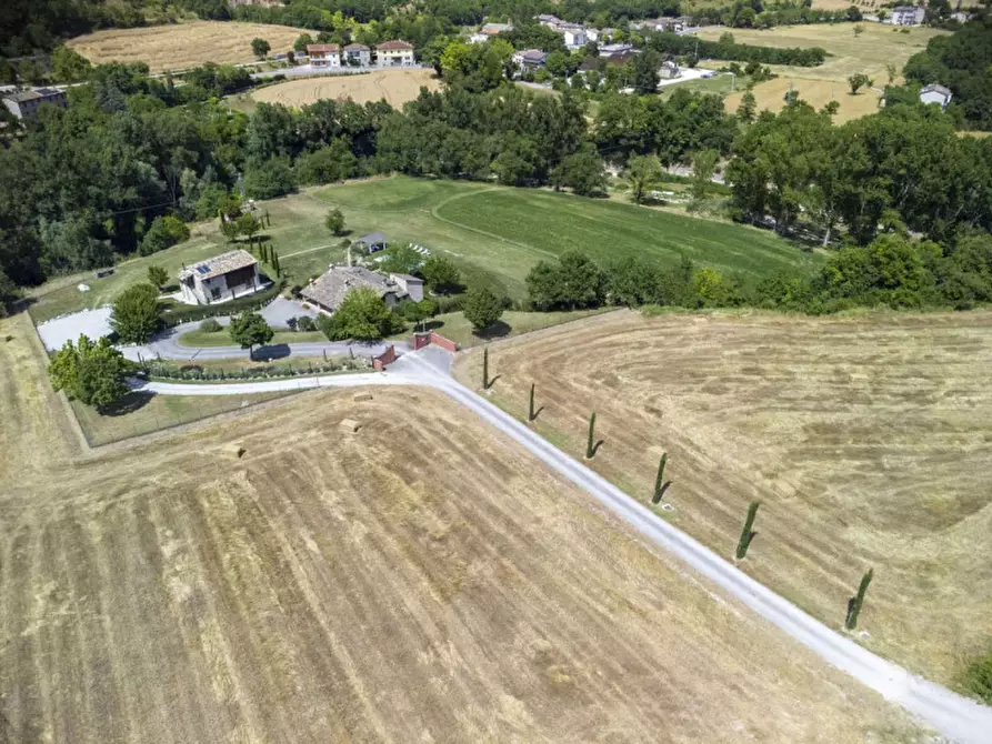 Immagine 79 di Rustico / casale in vendita  in strada Valubbio a Acqualagna