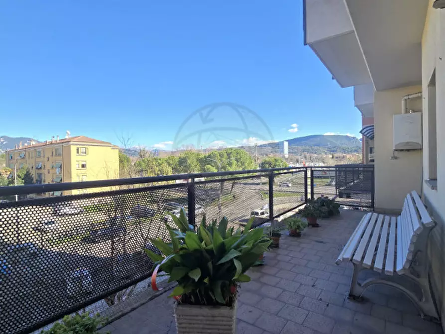 Immagine 1 di Appartamento in vendita  in Via Pietro Farini, 77 a Terni