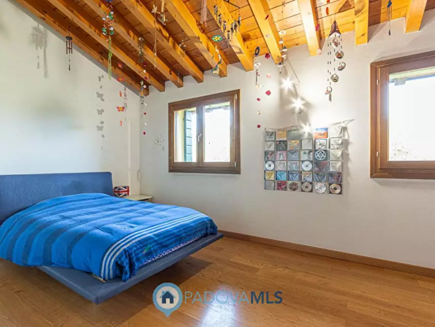 Immagine 15 di Villa in vendita  in Via Nespolaro a Rubano