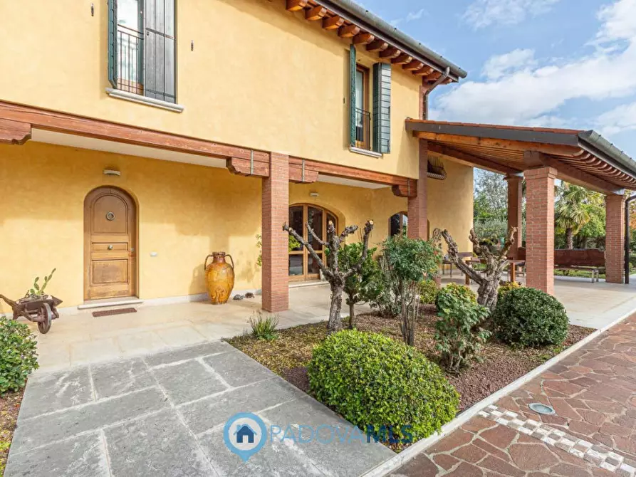 Immagine 48 di Villa in vendita  in Via Nespolaro a Rubano