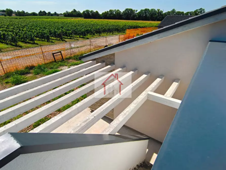 Immagine 6 di Casa bifamiliare in vendita  in Via Nogariole a Giavera Del Montello