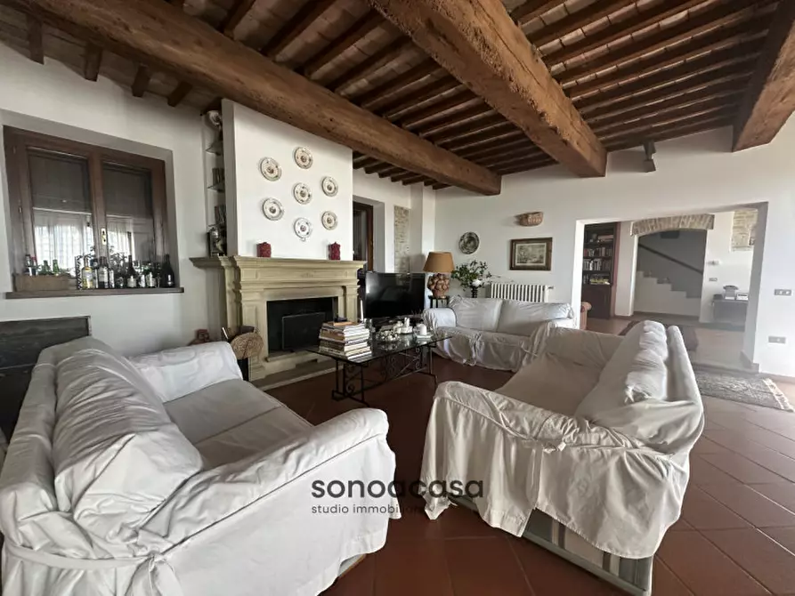 Immagine 4 di Rustico / casale in vendita  in Via Divin Amore 5 a San Costanzo