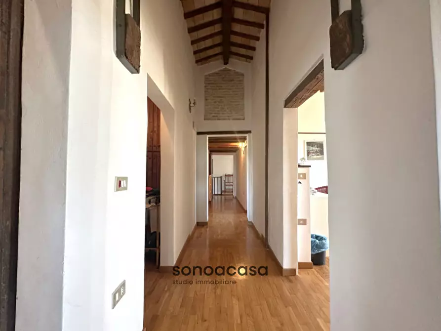 Immagine 21 di Rustico / casale in vendita  in Via Divin Amore 5 a San Costanzo