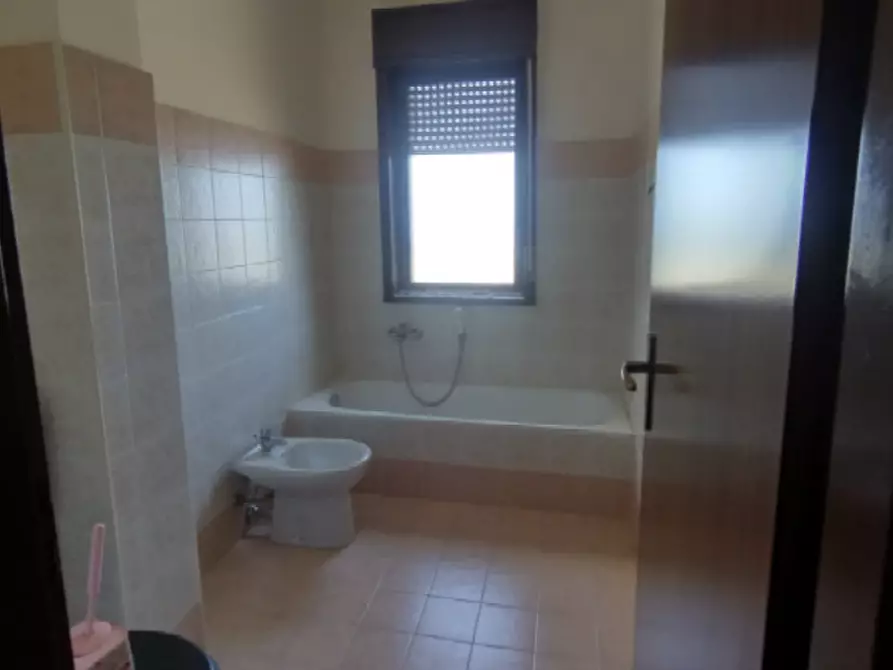 Immagine 9 di Appartamento in vendita  in Via Libertà a Valderice