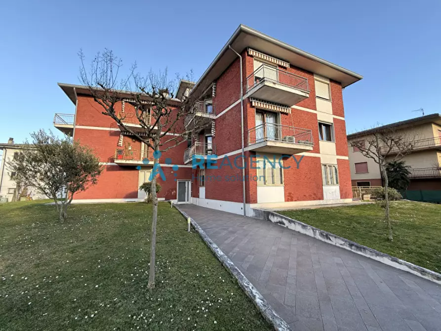 Immagine 1 di Appartamento in vendita  a Creazzo