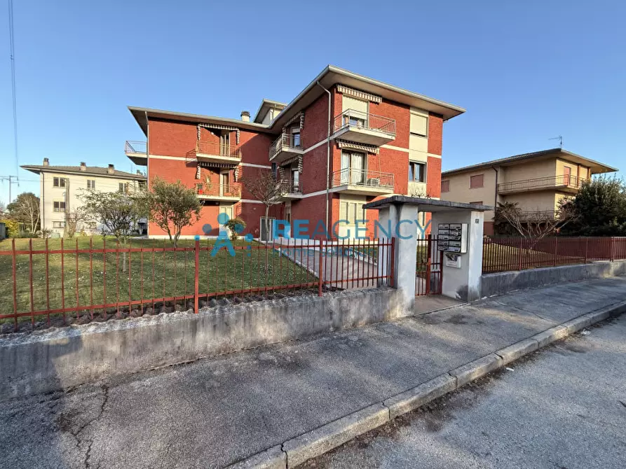 Immagine 2 di Appartamento in vendita  a Creazzo