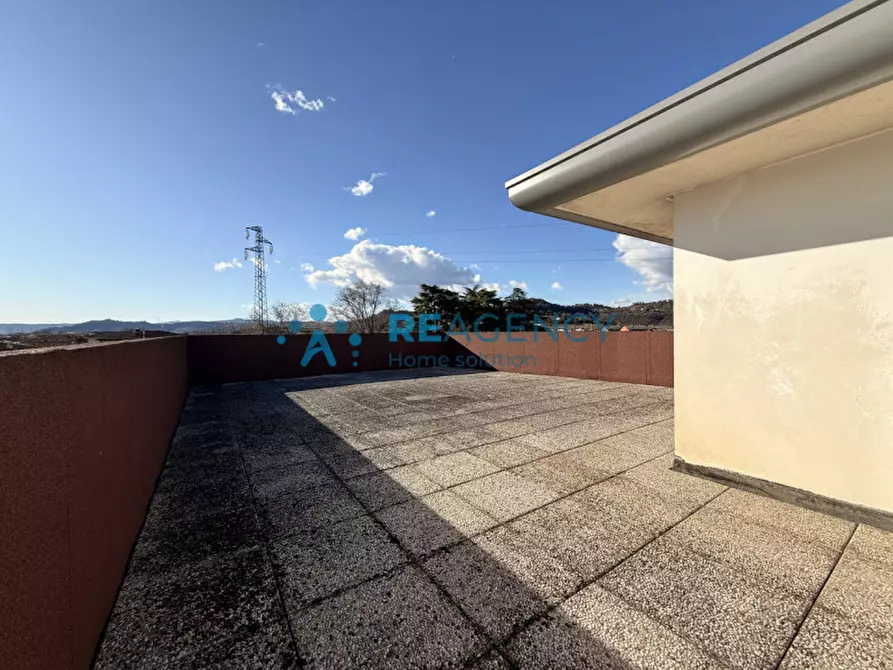 Immagine 23 di Appartamento in vendita  a Creazzo