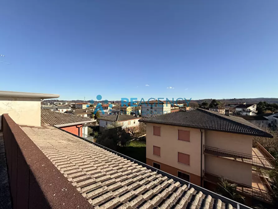 Immagine 24 di Appartamento in vendita  a Creazzo