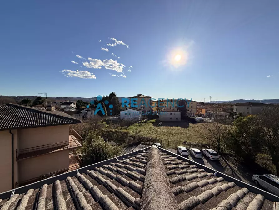 Immagine 27 di Appartamento in vendita  a Creazzo