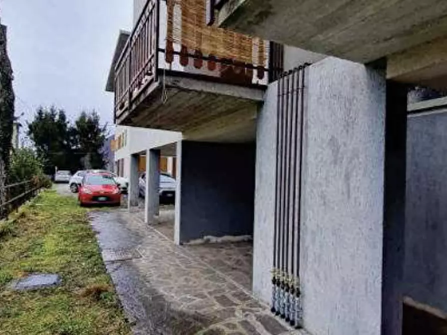 Immagine 3 di Appartamento in vendita  in Via Colle Gallo, 14 a Albino