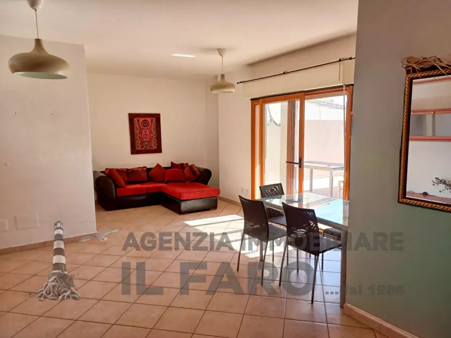 Immagine 1 di Appartamento in vendita  in via Suor Gotteland a La Maddalena