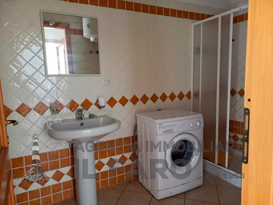 Immagine 7 di Appartamento in vendita  in via Suor Gotteland a La Maddalena