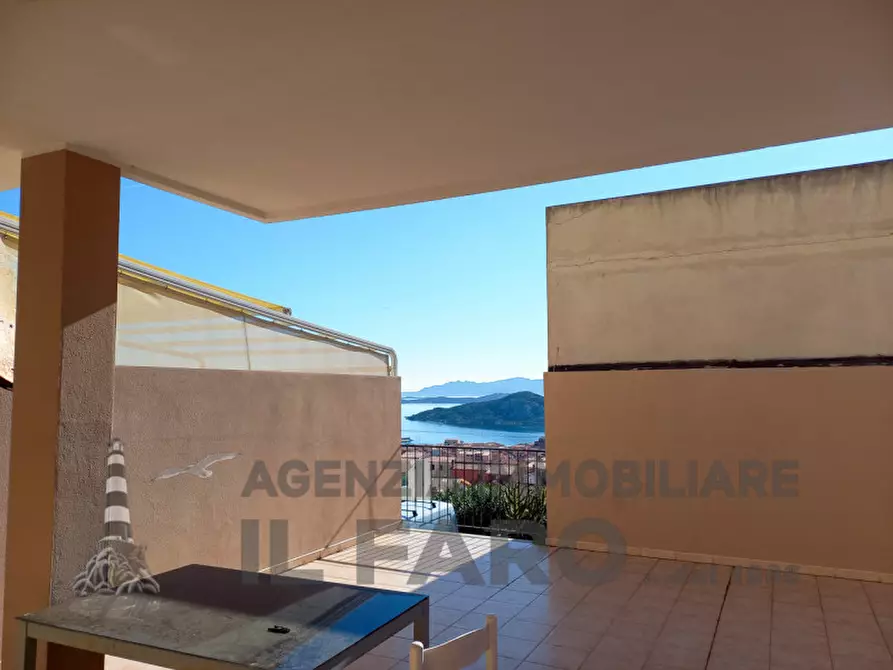 Immagine 10 di Appartamento in vendita  in via Suor Gotteland a La Maddalena