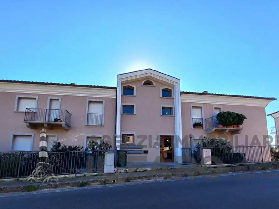 Immagine 11 di Appartamento in vendita  in via Suor Gotteland a La Maddalena