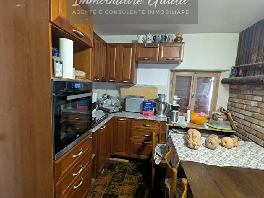 Immagine 5 di Casa bifamiliare in vendita  a Vittorio Veneto