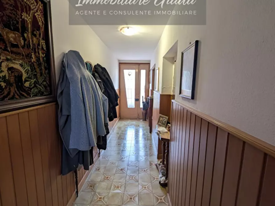 Immagine 6 di Casa bifamiliare in vendita  a Vittorio Veneto