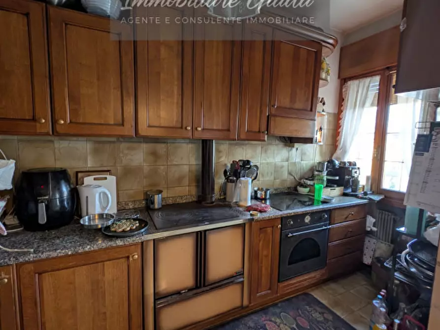 Immagine 11 di Casa bifamiliare in vendita  a Vittorio Veneto