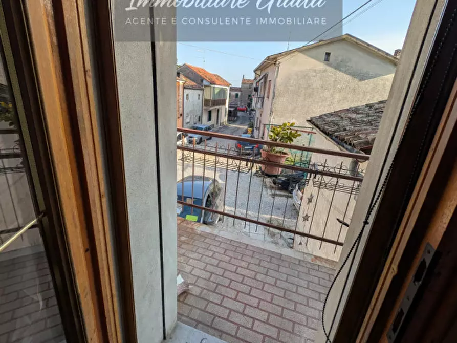 Immagine 12 di Casa bifamiliare in vendita  a Vittorio Veneto