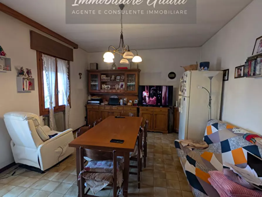Immagine 13 di Casa bifamiliare in vendita  a Vittorio Veneto