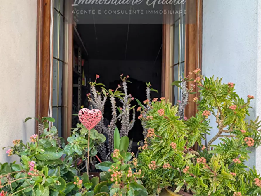 Immagine 21 di Casa bifamiliare in vendita  a Vittorio Veneto