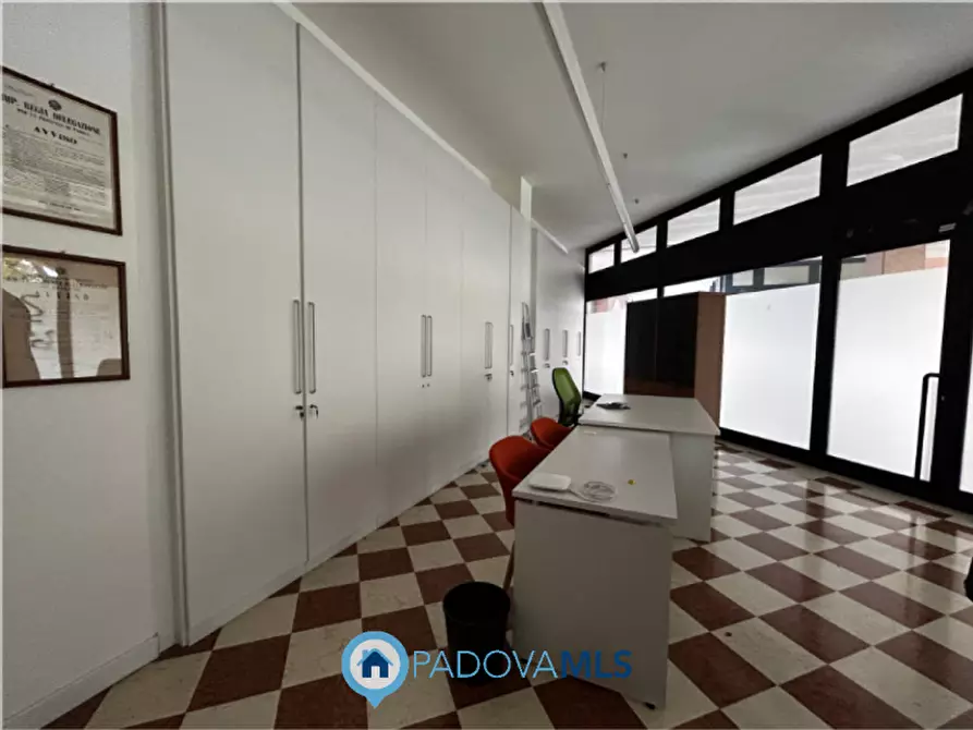 Immagine 4 di Attività commerciale in vendita  in via san marco, 141 a Padova