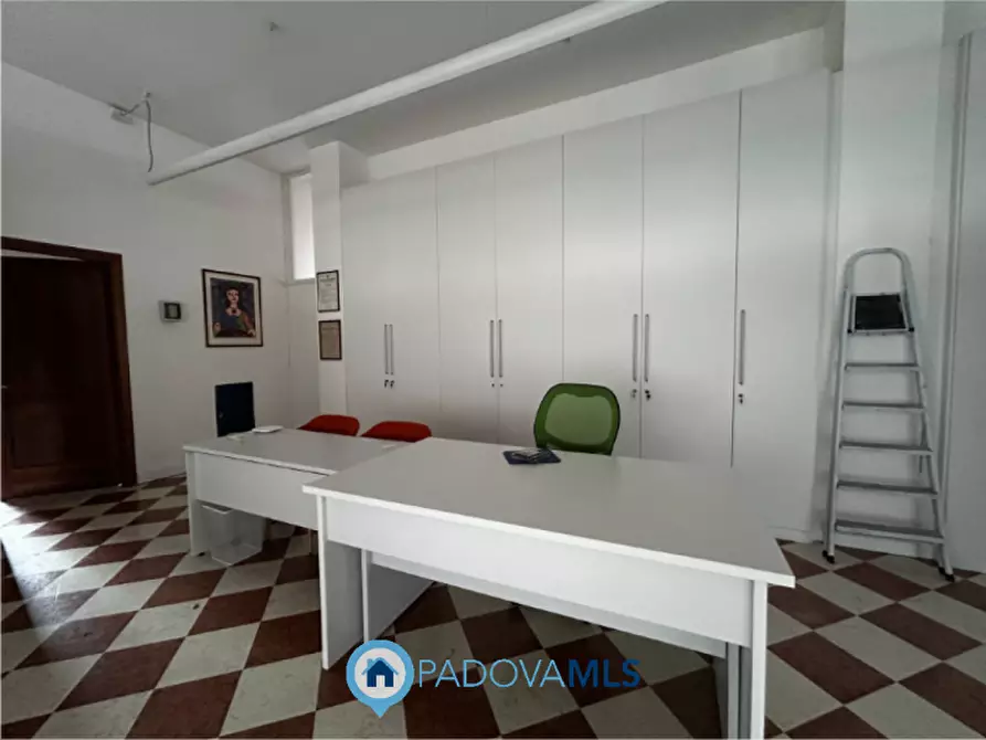 Immagine 9 di Attività commerciale in vendita  in via san marco, 141 a Padova