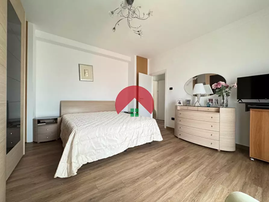 Immagine 9 di Appartamento in vendita  in Via Francesco Paolo Lecce a Matera