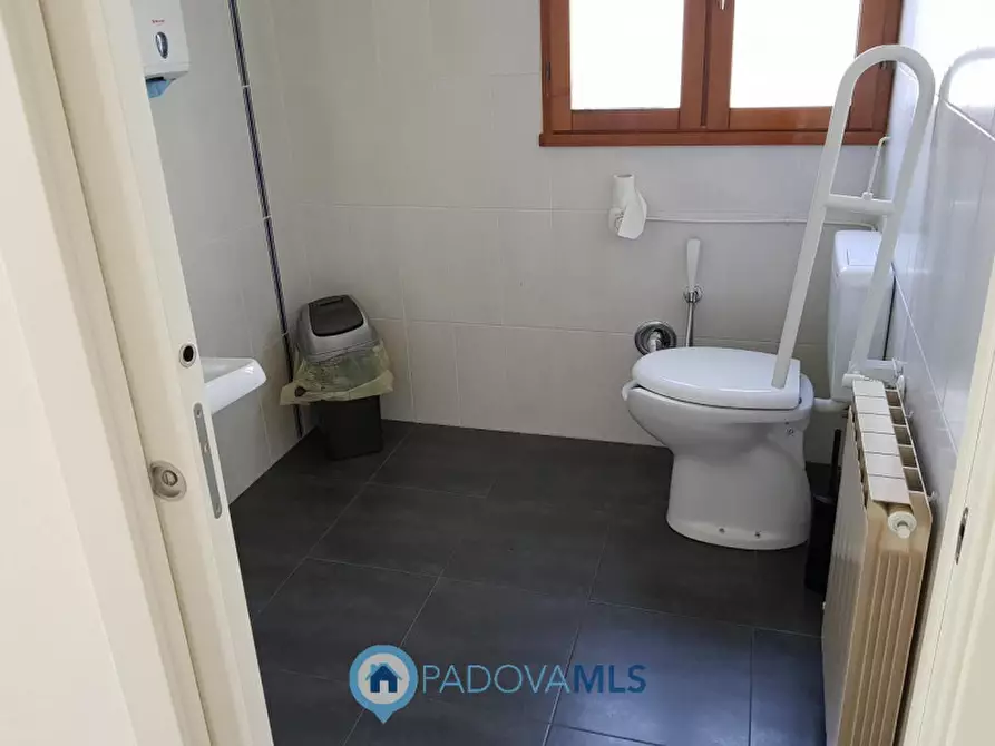 Immagine 9 di Ufficio in vendita  in Via Dante Alighieri a Polesella