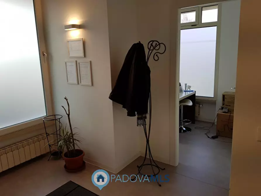 Immagine 15 di Ufficio in vendita  in Via Dante Alighieri a Polesella