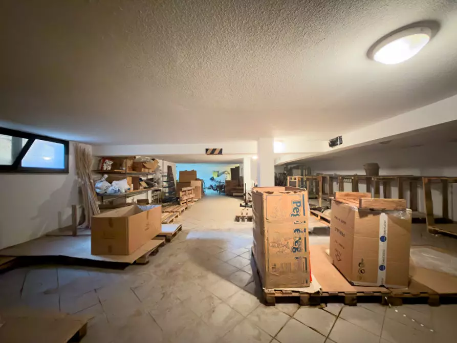 Immagine 23 di Negozio in vendita  in Via Alfonso Lamarmora a Pula