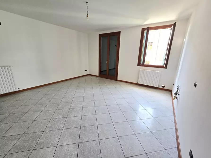 Immagine 3 di Appartamento in vendita  in Campolongo Maggiore a Campolongo Maggiore
