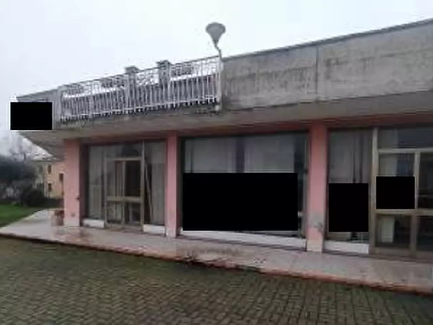 Immagine 2 di Casa indipendente in vendita  in Via Adige, 471 a Urbana