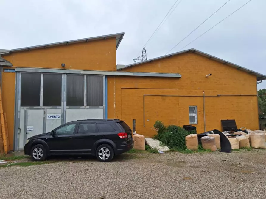 Immagine 3 di Capannone industriale in vendita  in Via 1º Maggio, 34, 40026 Imola BO, Italia a Imola