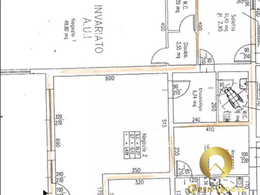 Immagine 11 di Attività commerciale in vendita  in Strada Ponte del Marchese 116 a Caldogno